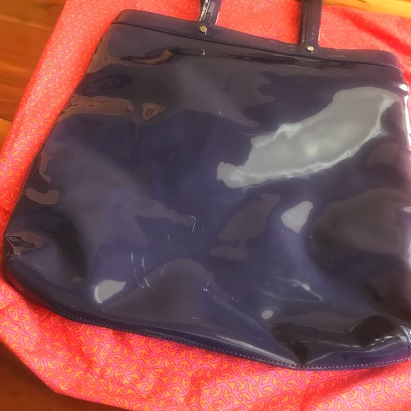 Tory Burch Patent Leather Tote - Picture 7 of 7